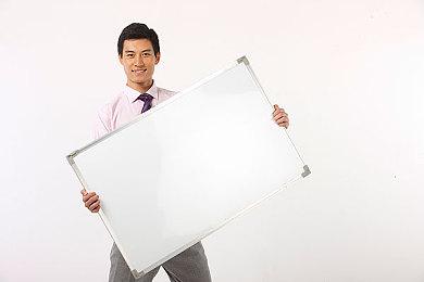 《失落迷城：群星的诅咒》10＆11发售 试玩已推出